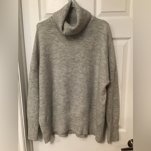 Womens Shrinking Violet Sweater - Picture 1 of 4